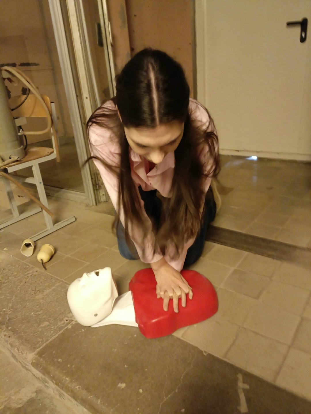 СНК кафедры медицины катастроф Пироговского Университета провел мероприятие для школьников в рамках проекта "Медицина детям" фото: СНК кафедры медицины катастроф Пироговского Университета провел мероприятие для школьников в рамках проекта "Медицина детям"