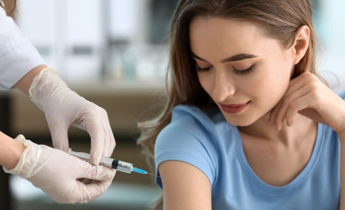 Прививка от гриппа: почему это важно и кому нужно в первую очередь? фото: Прививка от гриппа: почему это важно и кому нужно в первую очередь?