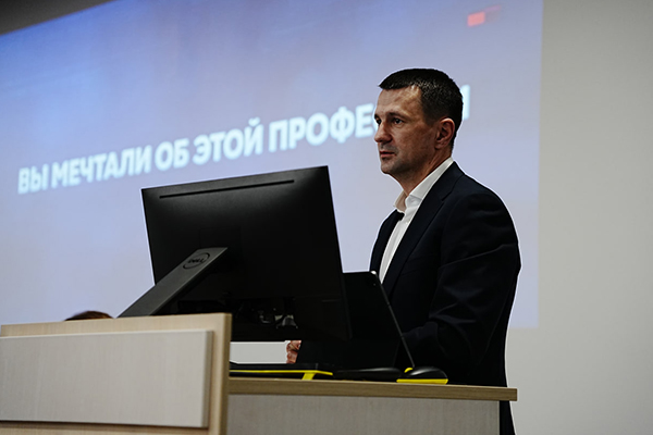 В Пироговском Университете прошла встреча обучающихся с министром здравоохранения Московской области фото: В Пироговском Университете прошла встреча обучающихся с министром здравоохранения Московской области