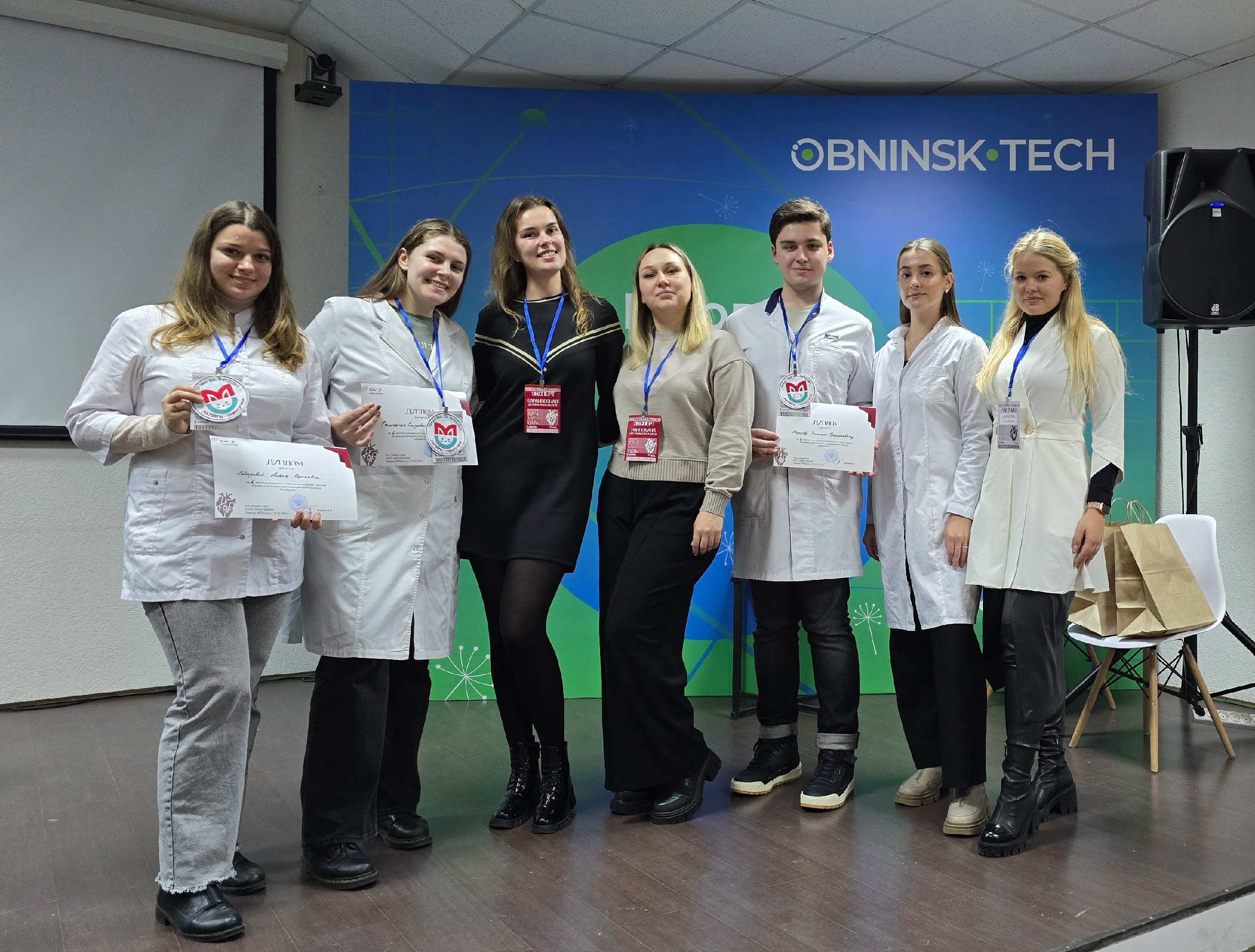 Студенты Пироговского Университета приняли участие в медицинском форуме "Panacea". фото: Студенты Пироговского Университета приняли участие в медицинском форуме "Panacea".