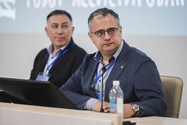 В Пироговском Университете успешно завершилась II Всероссийская конференция студентов и молодых ученых с международным участием «Многогранная хирургия» фото: В Пироговском Университете успешно завершилась II Всероссийская конференция студентов и молодых ученых с международным участием «Многогранная хирургия»