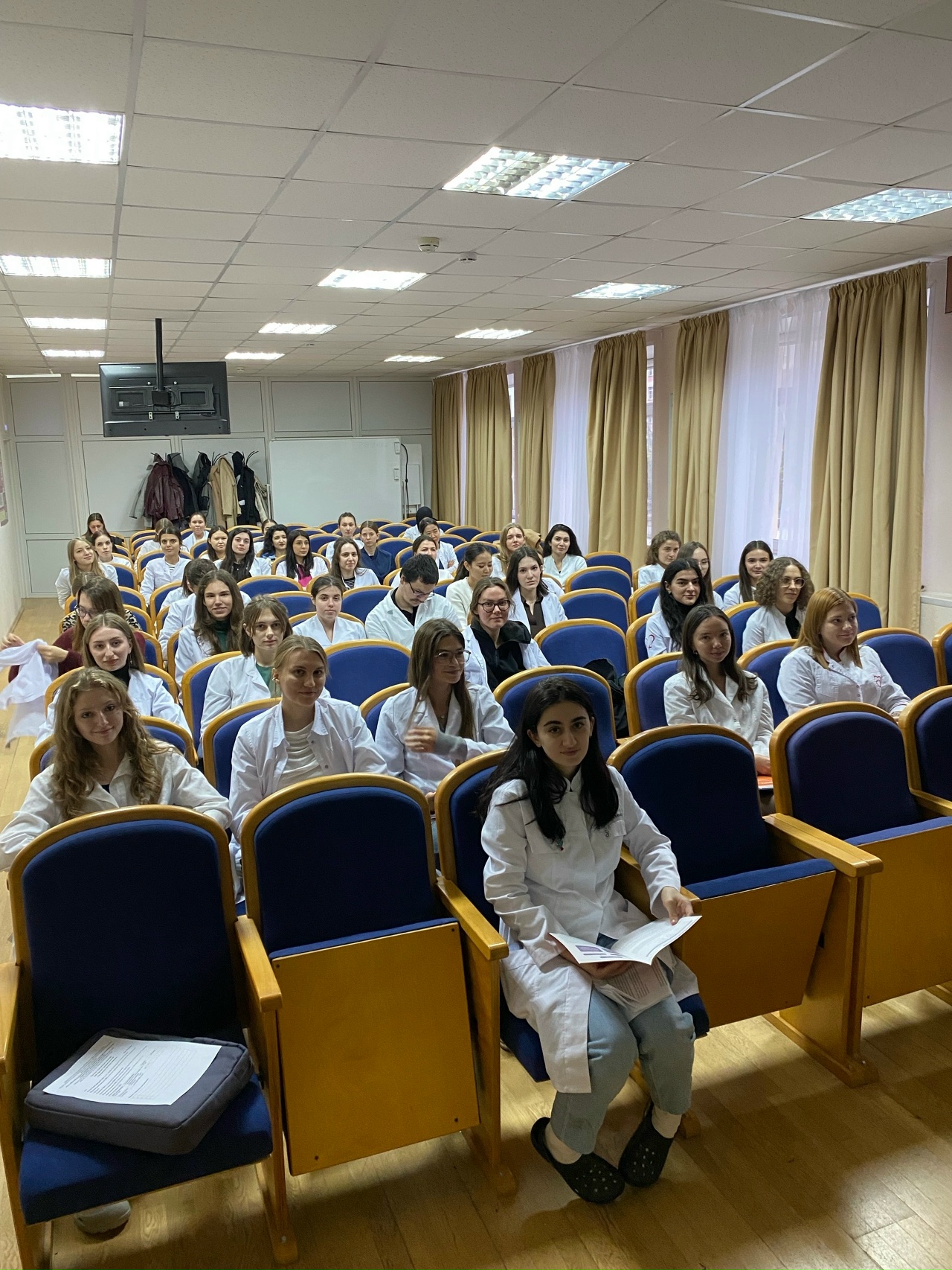 СНК эндокринологии Пироговского Университета провел заседание по теме: «Проблема ожирения» фото: СНК эндокринологии Пироговского Университета провел заседание по теме: «Проблема ожирения»