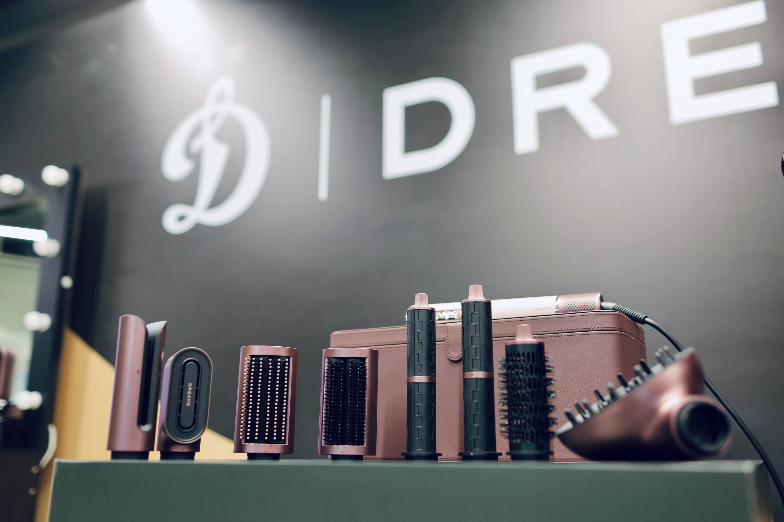 Международный бренд премиальной техники Dreame продлил сотрудничество с футбольным клубом «Динамо» Москва и представил новый стайлер AirStyle Pro HI на старте весенней части РПЛ фото: Международный бренд премиальной техники Dreame продлил сотрудничество с футбольным клубом «Динамо» Москва и представил новый стайлер AirStyle Pro HI на старте весенней части РПЛ