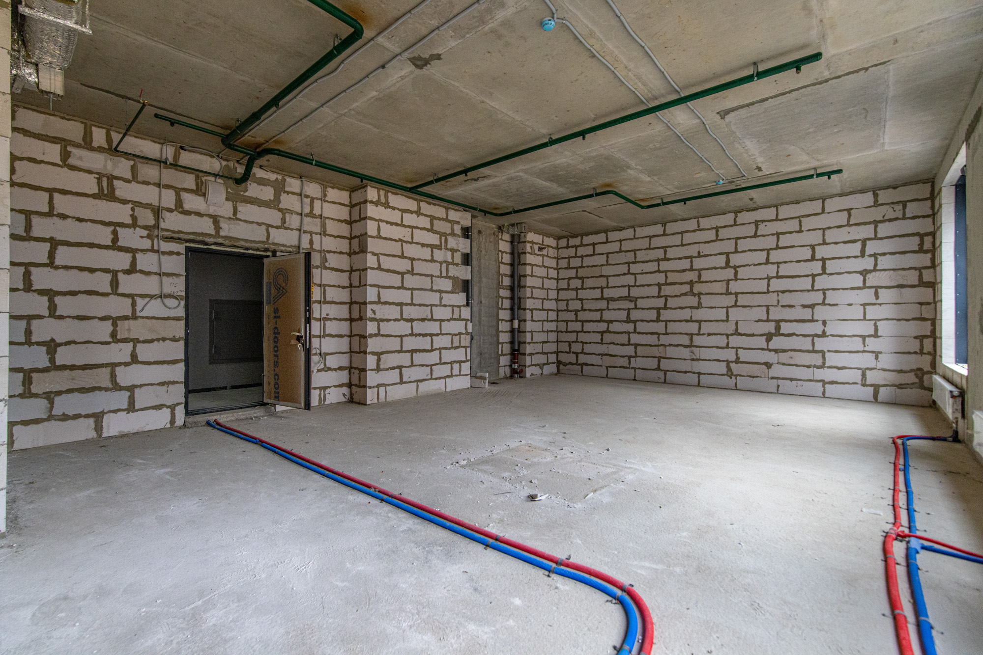 фото: «Метриум»: Предложение новостроек без отделки в Москве достигло пятилетнего максимума 