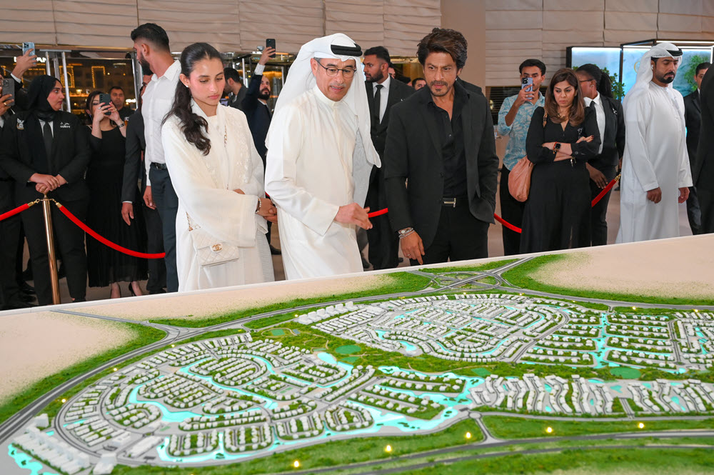 фото: Крупнейший девелопер ОАЭ Emaar Properties представил новый проект The Oasis by Emaar на мероприятии с участием Шахрукх Кхана