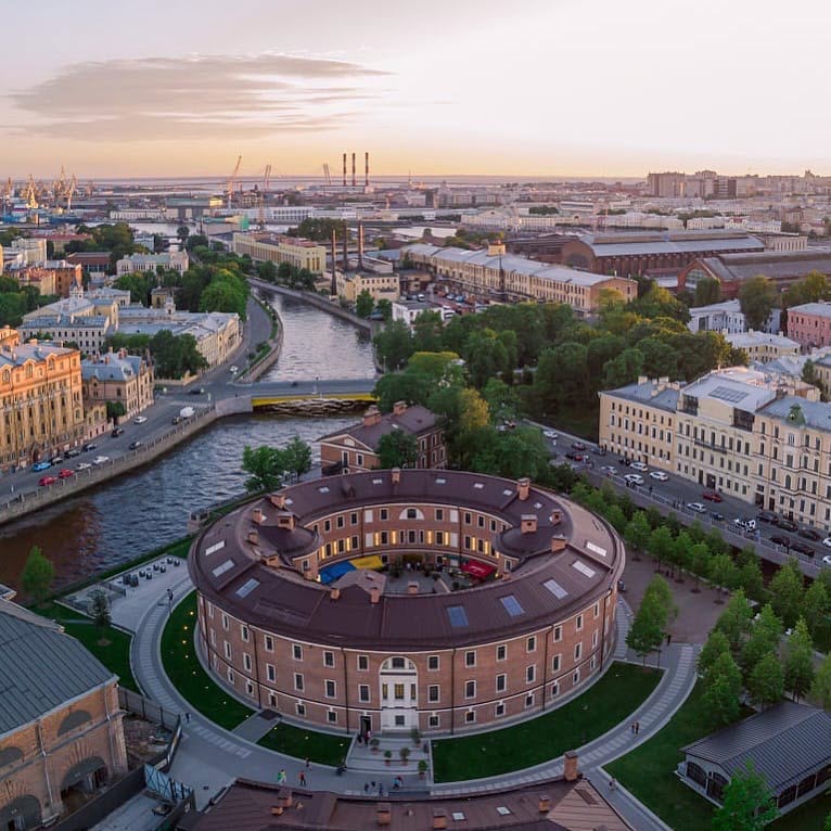 фото: Незабываемое лето: 7 способов интересно провести время в Санкт-Петербурге