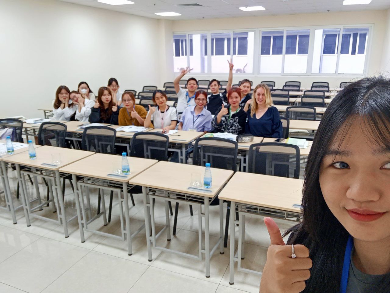 фото: Центр открытого образования на русском языке во Вьетнаме торжественно объявил о начале занятий