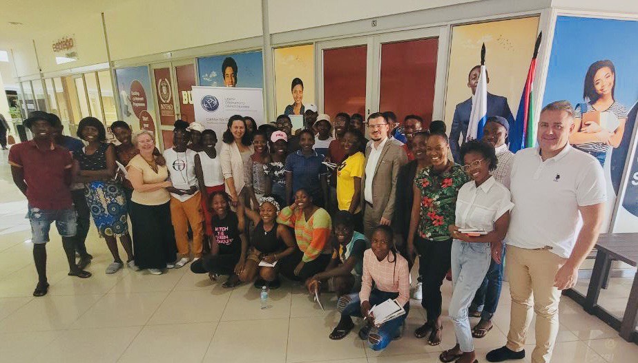 фото: РОСБИОТЕХ открыл в четырех странах Африки Центры открытого образования на русском языке