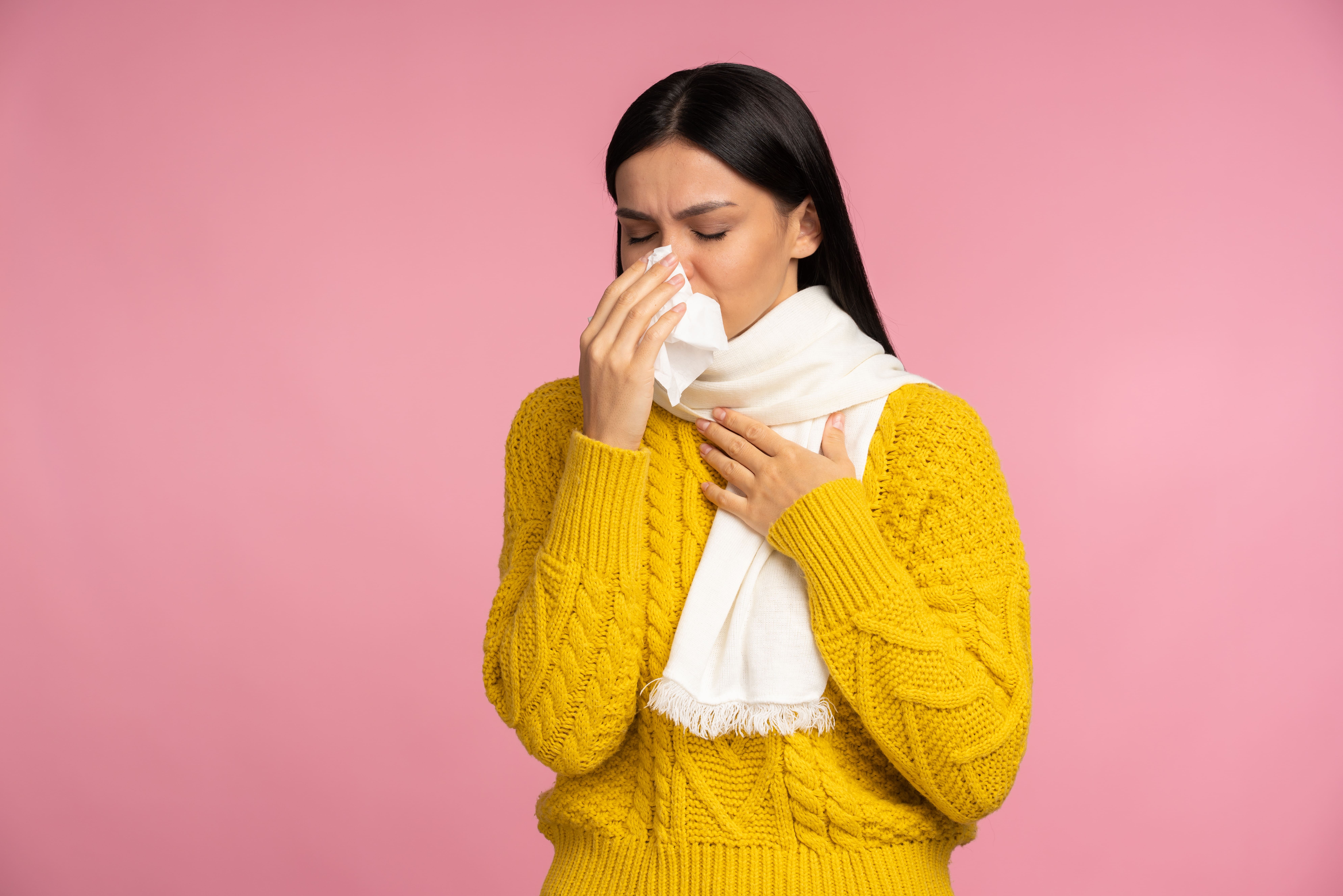 фото: 5 способов лечения простуды и ОРВИ, которыми лучше не пользоваться