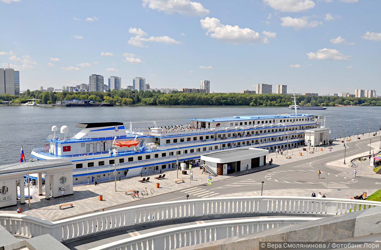 фото: Куда отправиться из Москвы в речном круизе? Обзор городов и теплоходов