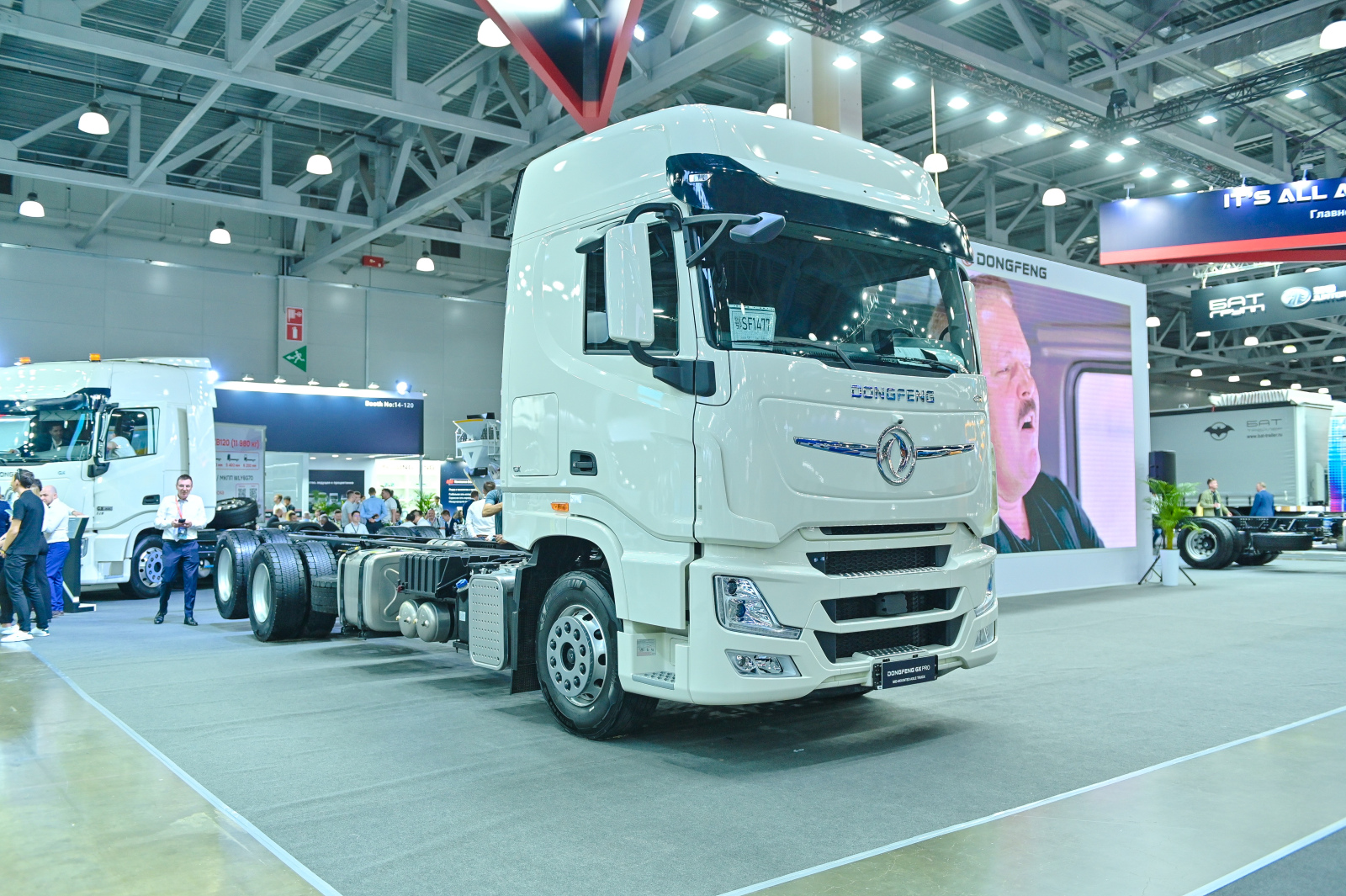 фото: Соединяя Евразию, стимулируя процветание: Dongfeng Motor дебютирует на выставке COMvex 2025