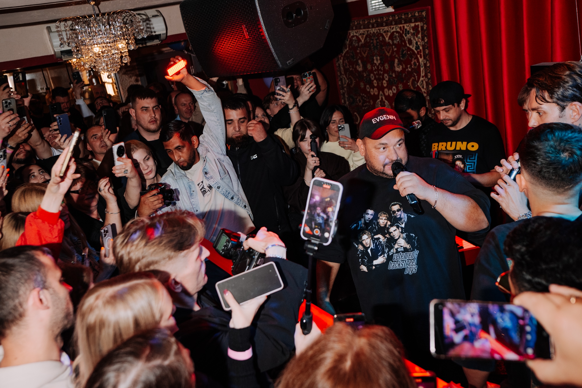 фото: В Питере становится на одного «Евгенича» больше: на Рубинштейна Сергей Жуков продолжает историю советских квартирников