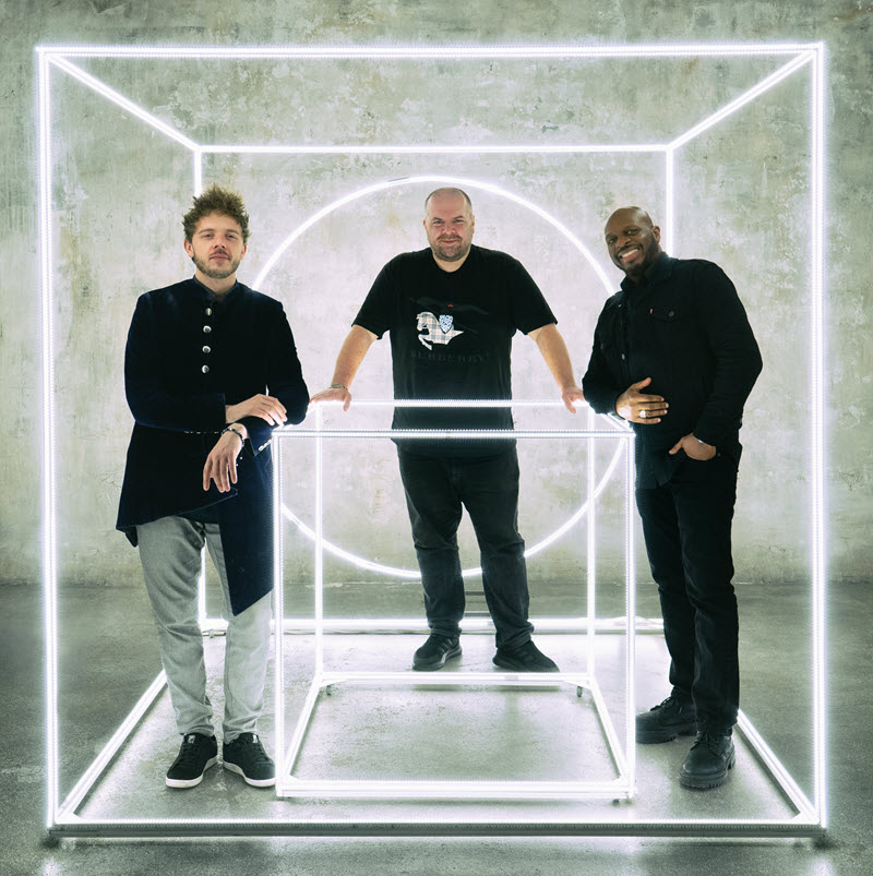 фото: Бас-гитарист Антон Давидянц с командой мировых звезд джаза ENTERPLAY начали масштабный тур по городам России