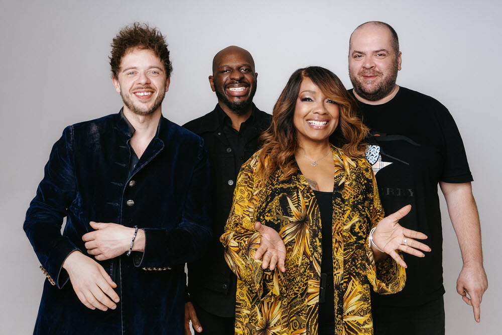 фото: Бас-гитарист Антон Давидянц с командой мировых звезд джаза ENTERPLAY начали масштабный тур по городам России