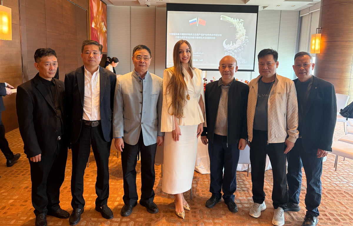 фото: Искусство вне времени: как резьба по бивню мамонта становится новым символом статуса в России 