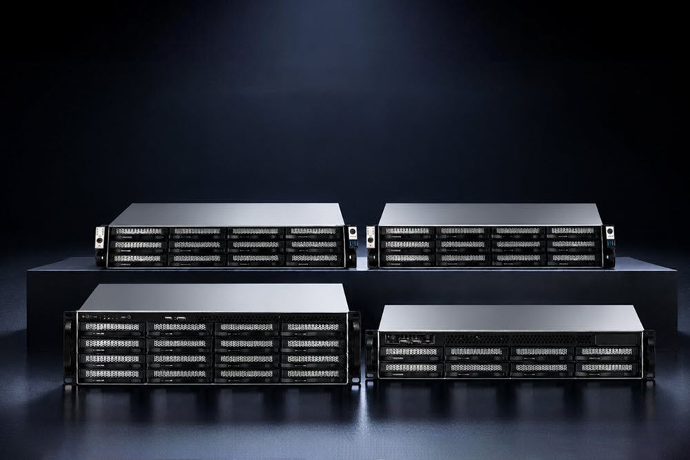 фото: TerraMaster представляет стоечные NAS серии 725 на базе Xeon для корпоративного хранения данных
