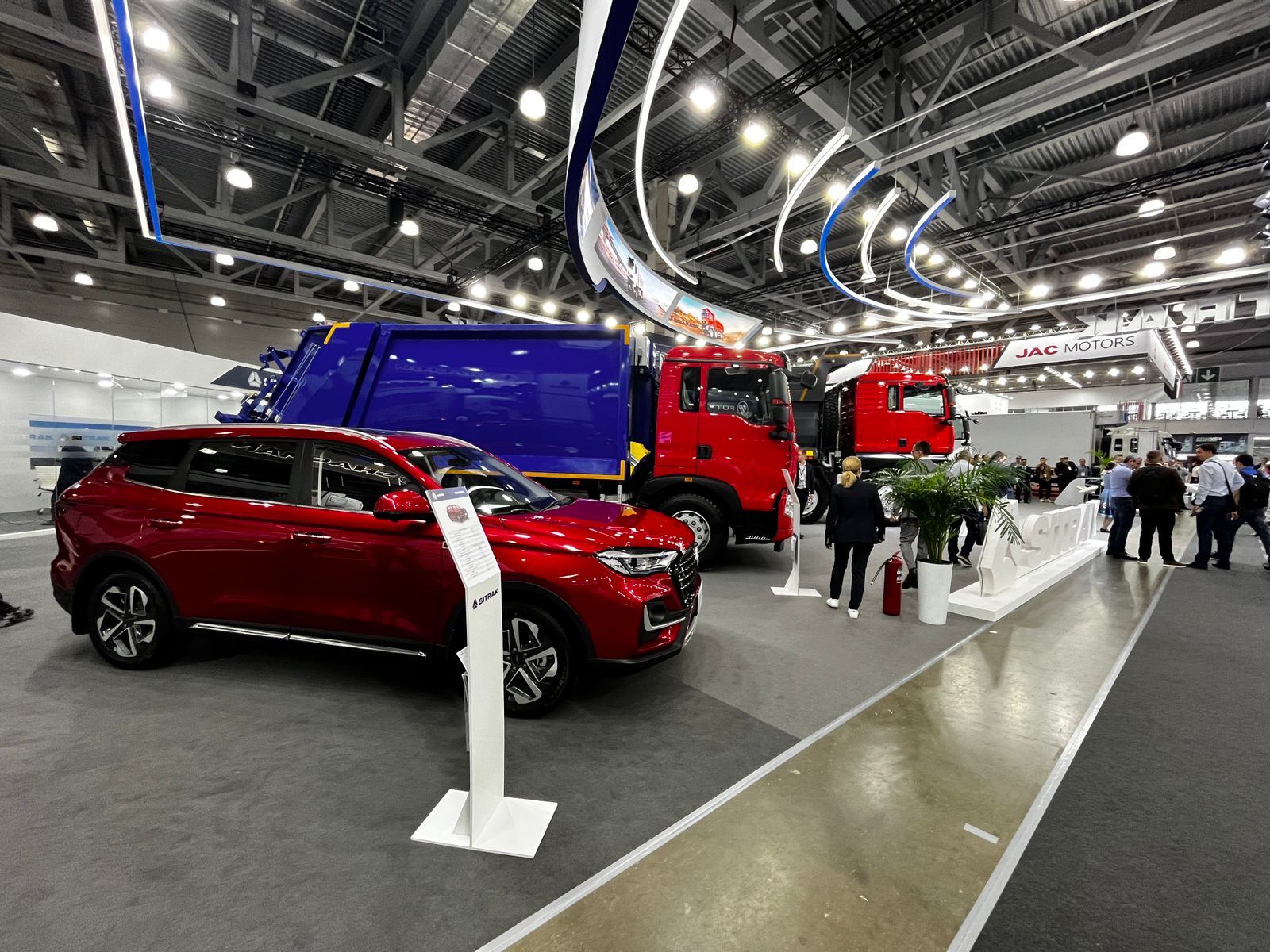 фото:  Премиальная линейка “SITRAK” будет представлена на выставке “COMVEX 2024”