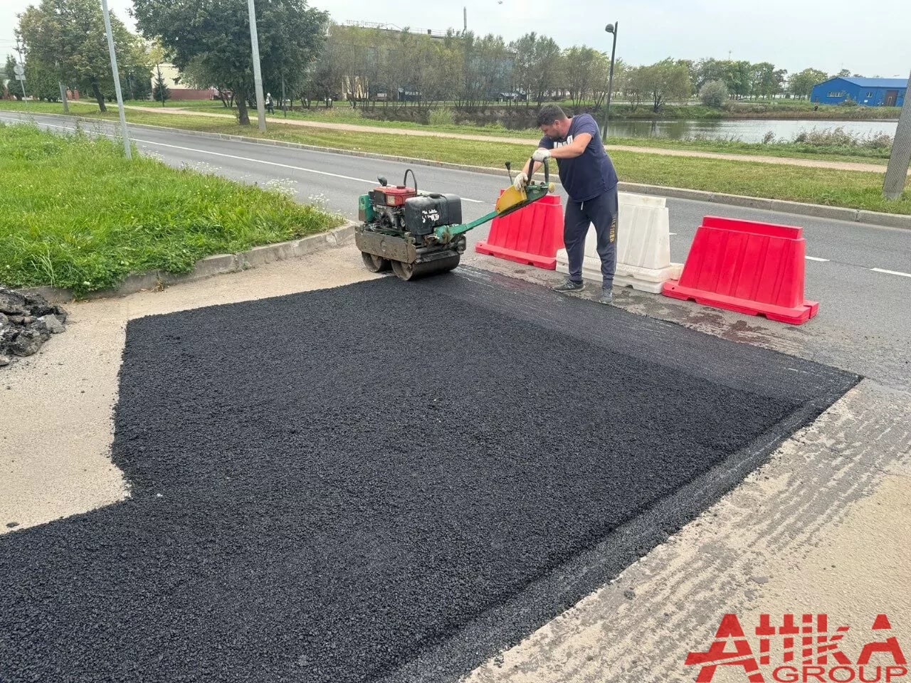 фото: Рекомендации экспертов по выбору подрядчика для асфальтирования территорий.