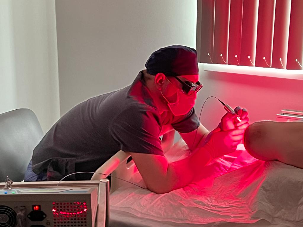 фото: Медицинская клиника МАММА предлагает лечение онкозаболеваний, пролежней и кожных патологий инновационным методом фотодинамической терапии (ФДТ)