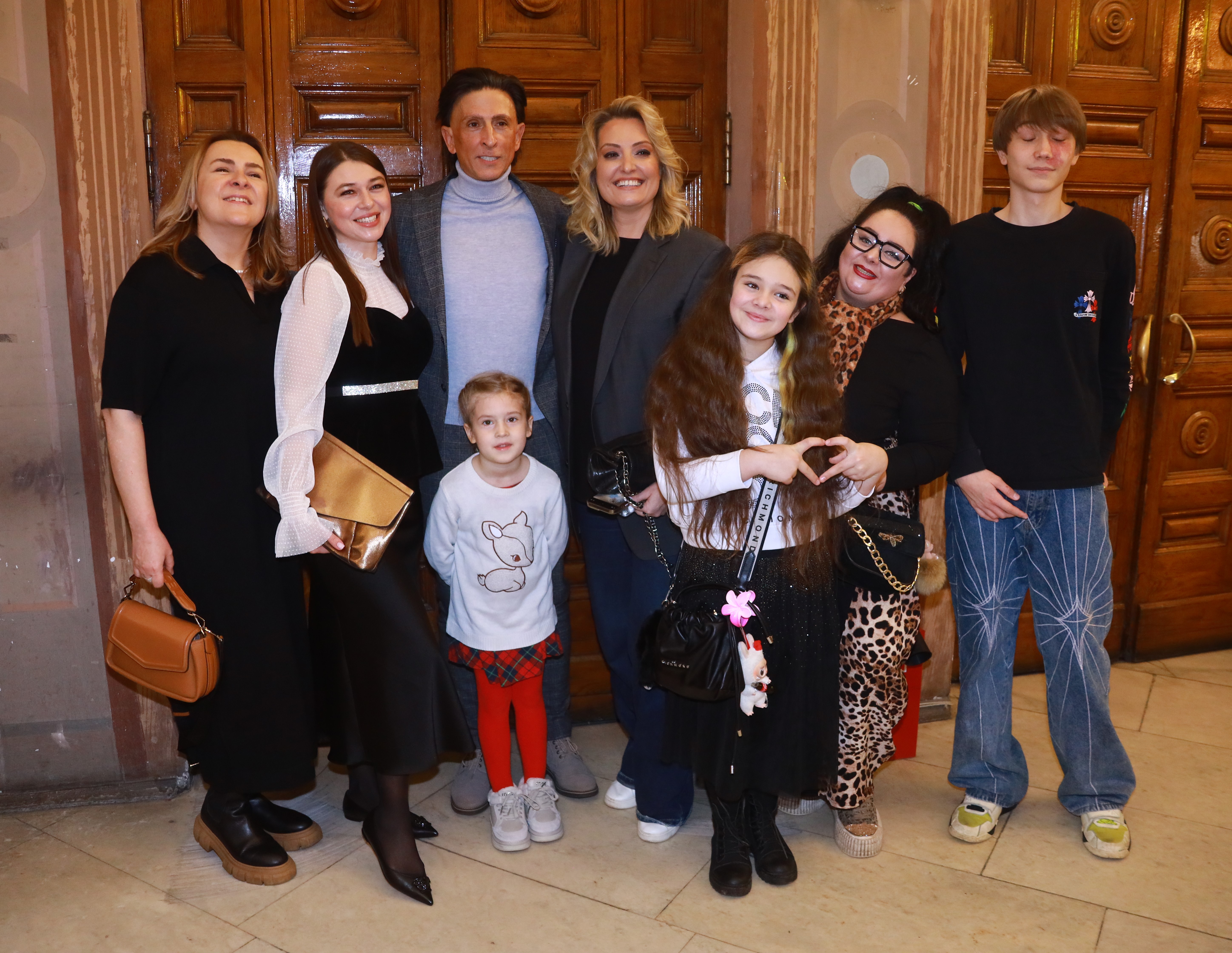 30 октября в Московском детском театре марионеток состоялась премьера спектакля “Лягушка-путешественница”.