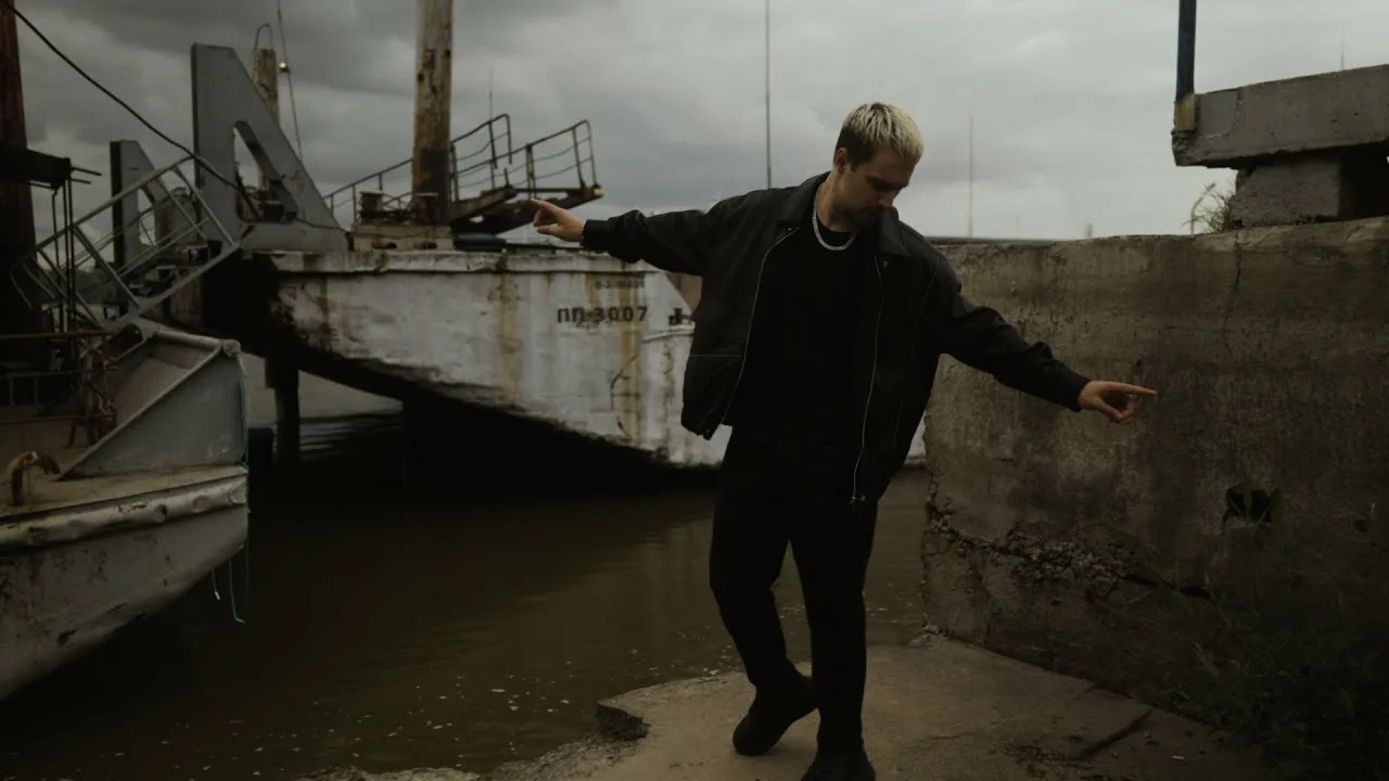 фото: Рецензия на трек «MYAKESH - Осень»