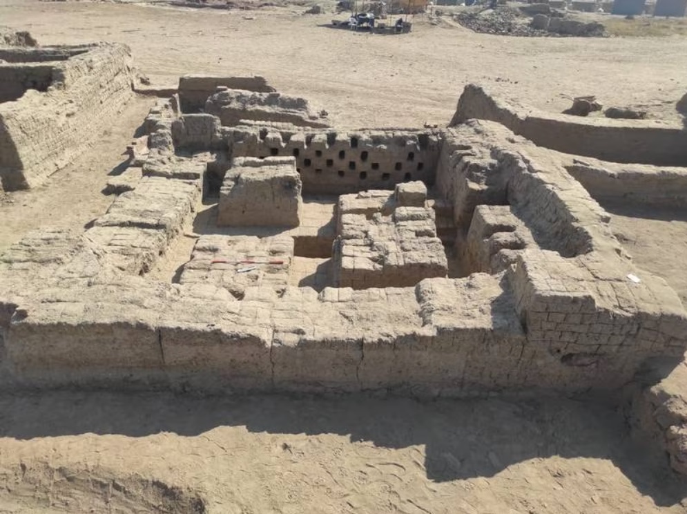 фото: В Луксоре, в Египте найден римский город мастеров