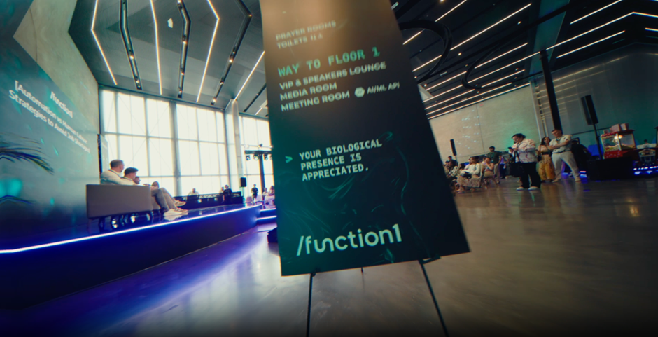 фото: Suin.AI Российский ИИ-сервис для организаций будет представлен на выставке в Дубае