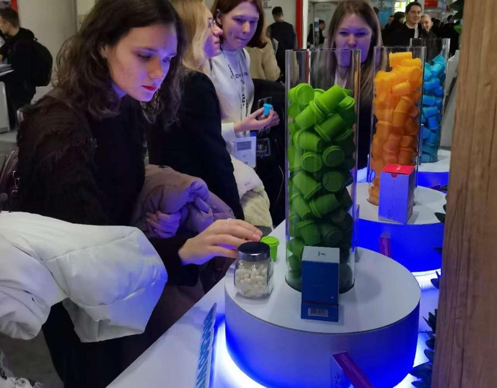 фото: "BioGrowing" представила на "Pharmtech & Ingredients 2024" закваску глубокой заморозки