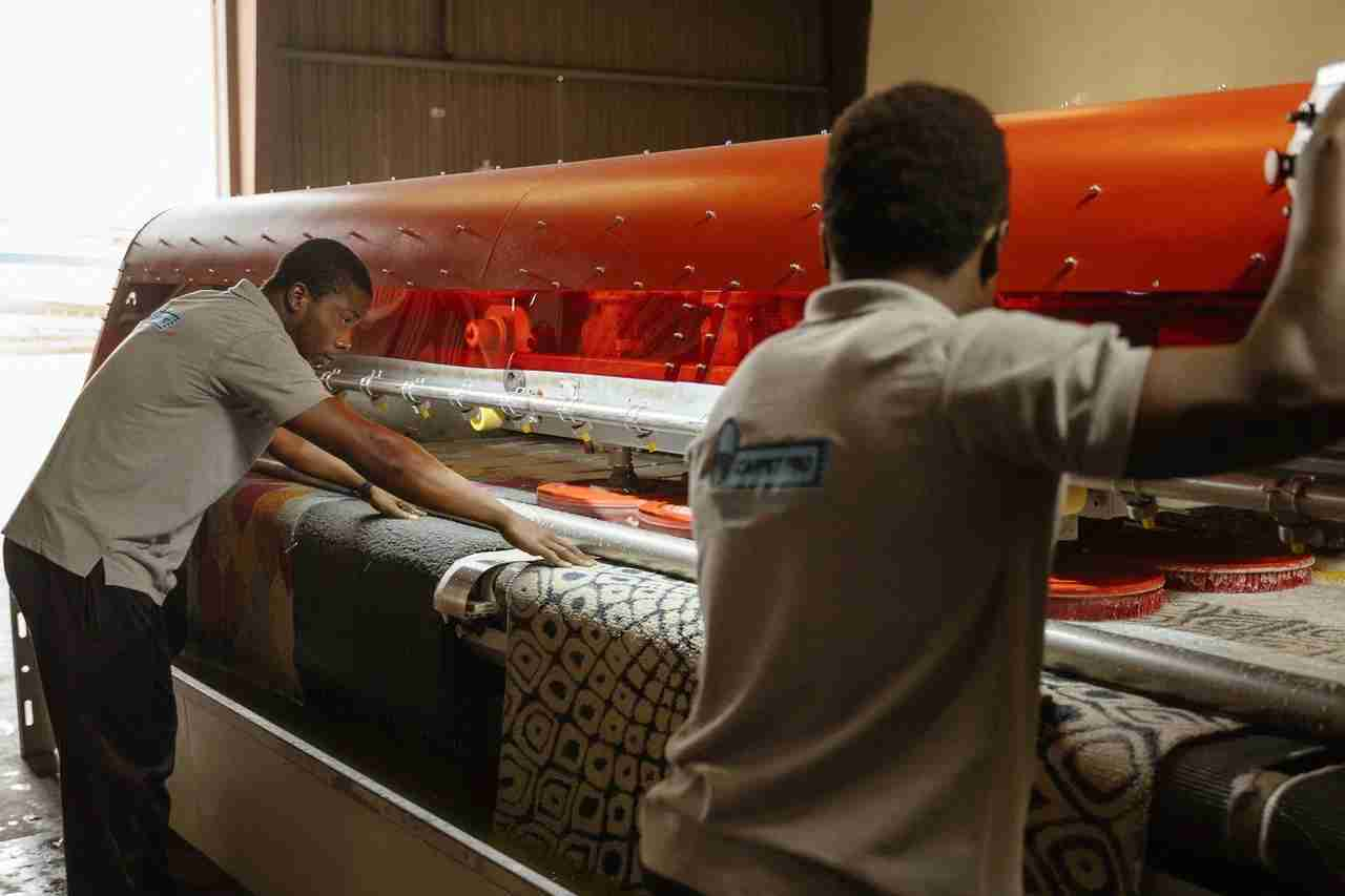 фото: Carpet PRO Sets New Standards in Deep Carpet Cleaning — From Door to Door