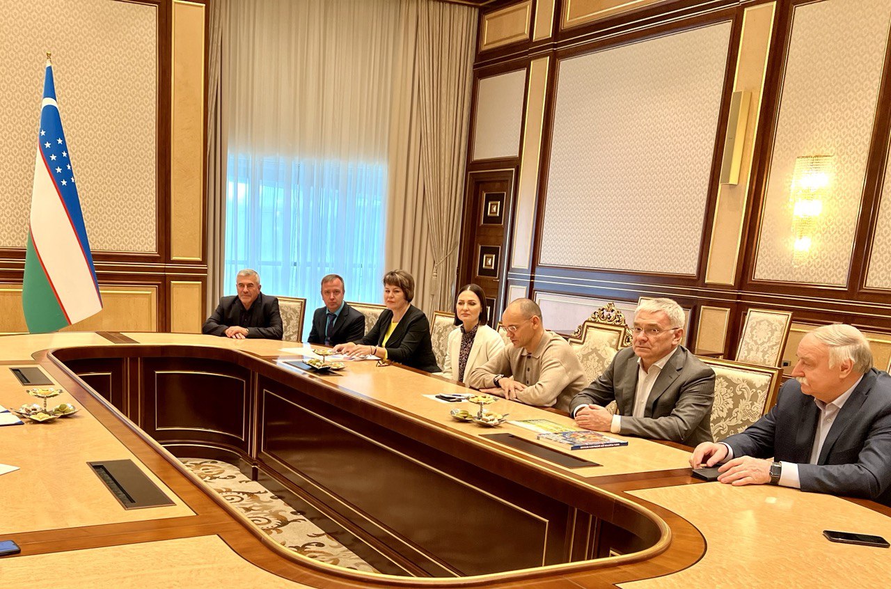 фото: Президент SIFI Владимир Чернигов принимает участие в конференции в Ташкенте ЮНЕСКО по воспитанию и образованию детей раннего возраста 