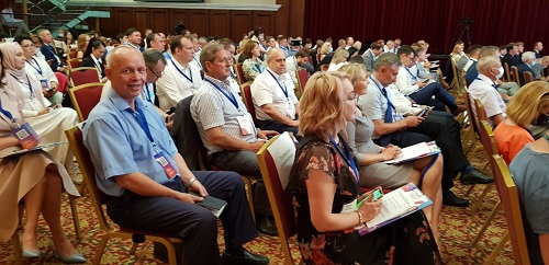фото: Уполномоченный по защите прав предпринимателей в Челябинской области участвовал в форуме «Региональный рост – поиск эффективных решений»