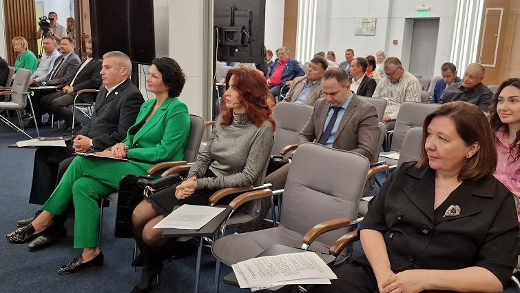 фото: Уполномоченный по защите прав предпринимателей в Челябинской области назначил общественного представителя в Аше