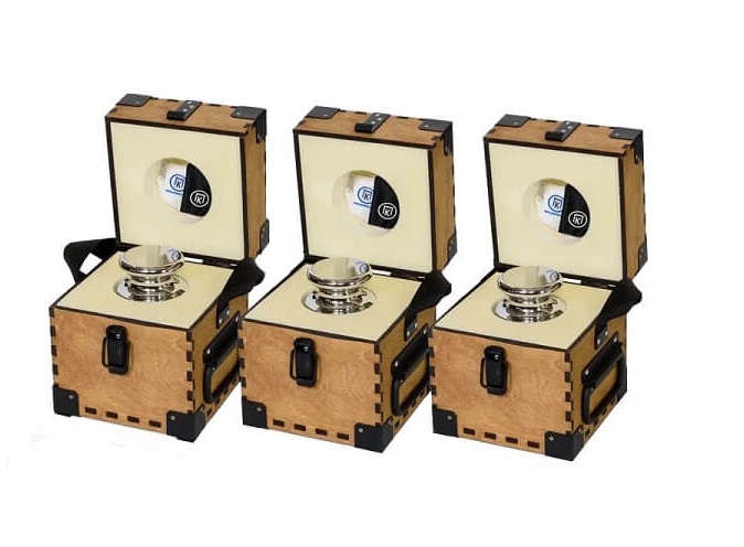 фото: Какие бывают гири для калибровки весов?