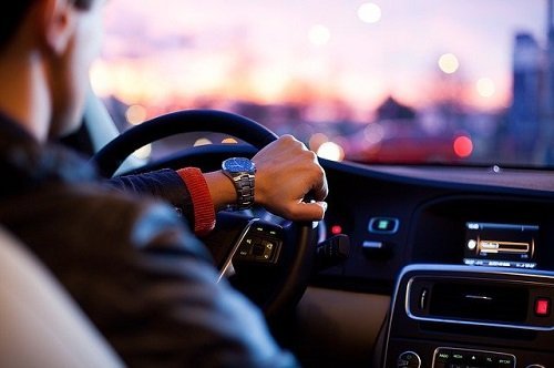 фото: Ренессанс страхование: самым подорожавшим автомобилем за пять лет стал Porsche Macan