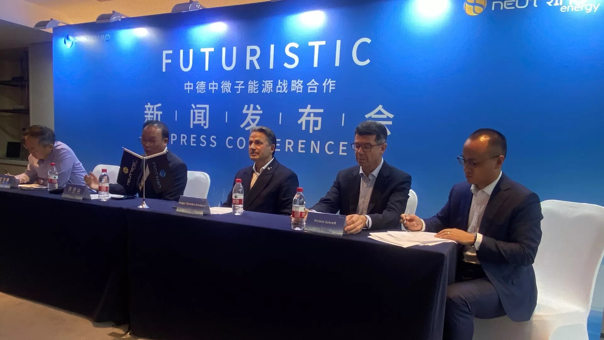 фото: Нейтриновольтаик генерация - энергия не улавливается, а индуцируется