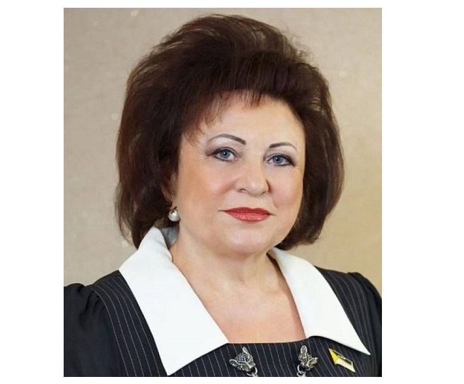 фото: Нижневартовская школа №42 обрела имя известного педагога