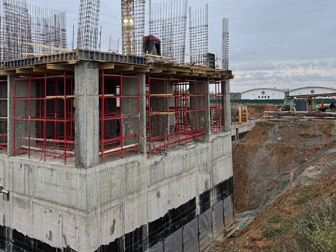 фото: В 500 м от Новорижского шоссе строят современный квартал с инфраструктурой