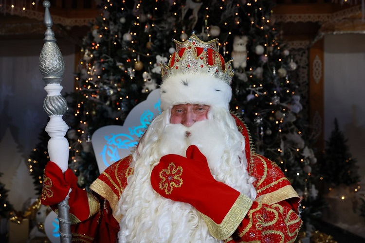 фото: «Абрау-Дюрсо» получила знак «Дед Мороз Доверяет»