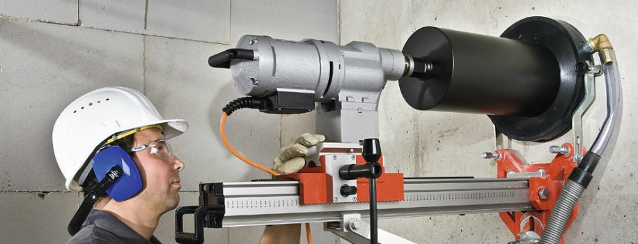 В каких случаях в Севастополе используют алмазное бурение, а когда оно не подходит