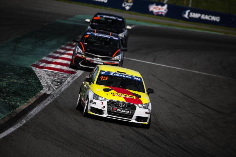 фото: B-Tuning Pro Racing Team показала свои результаты на этапе СМП РСКГ Спринт на Moscow Raceway в конце августа