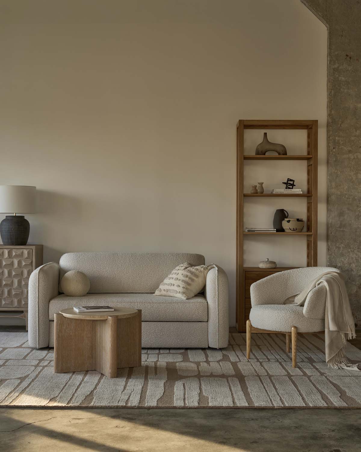 фото: Новинки Dantone Home в эстетике soft-minimal