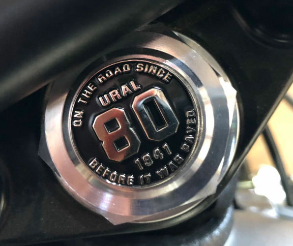 фото: Какая надпись красуется на руле современного мотоцикла Урал?