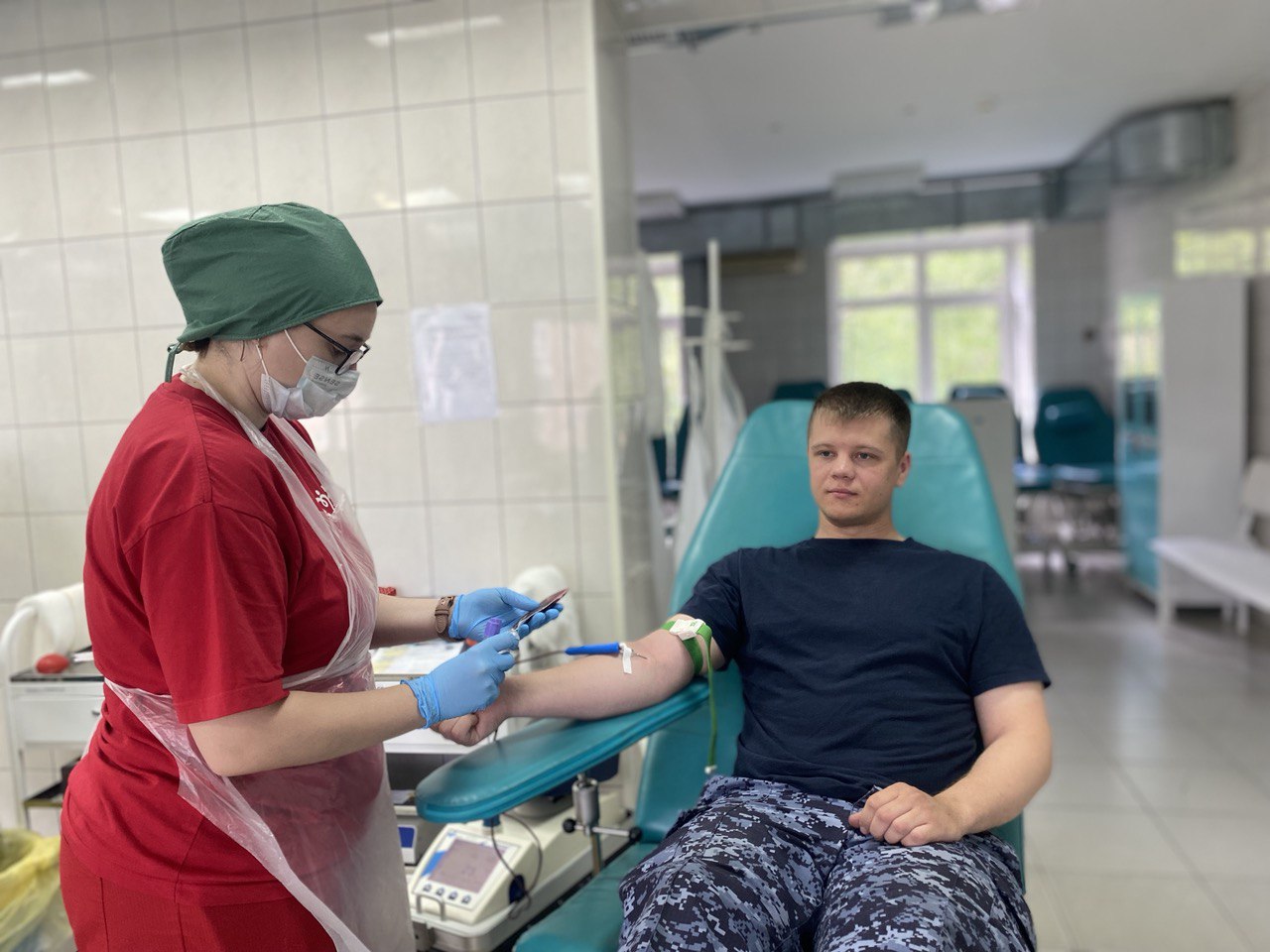 фото: Всероссийская акция Росгвардии «От сердца к сердцу» прошла в Томске