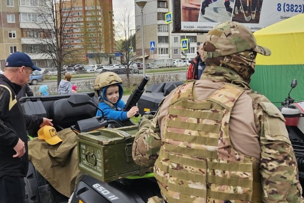 фото: В преддверии юбилея Победы росгвардейцы активно участвуют в патриотических мероприятиях в Томской области