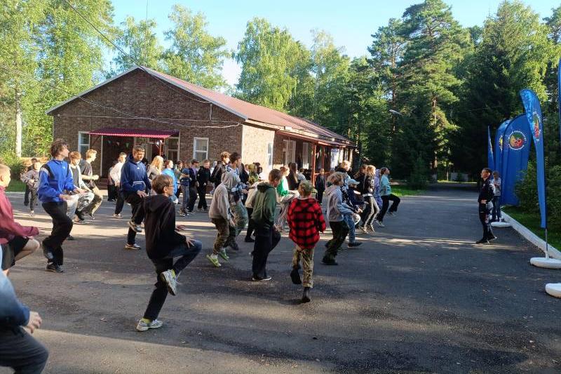 фото: Акция «Каникулы с Росгвардией» в Томской области несет здоровье и бодрость духа подрастающему поколению