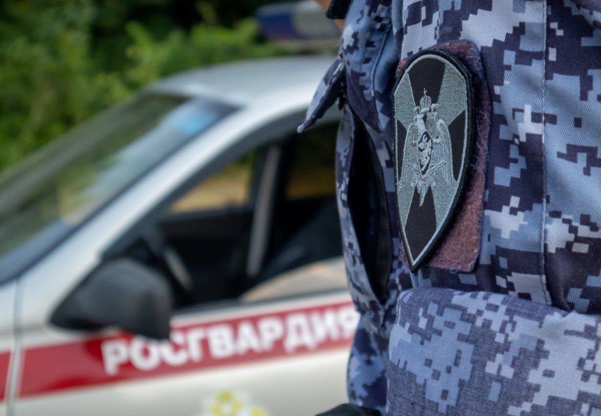 фото: Находящегося в федеральном розыске мужчину задержали сотрудники Росгвардии в Томске