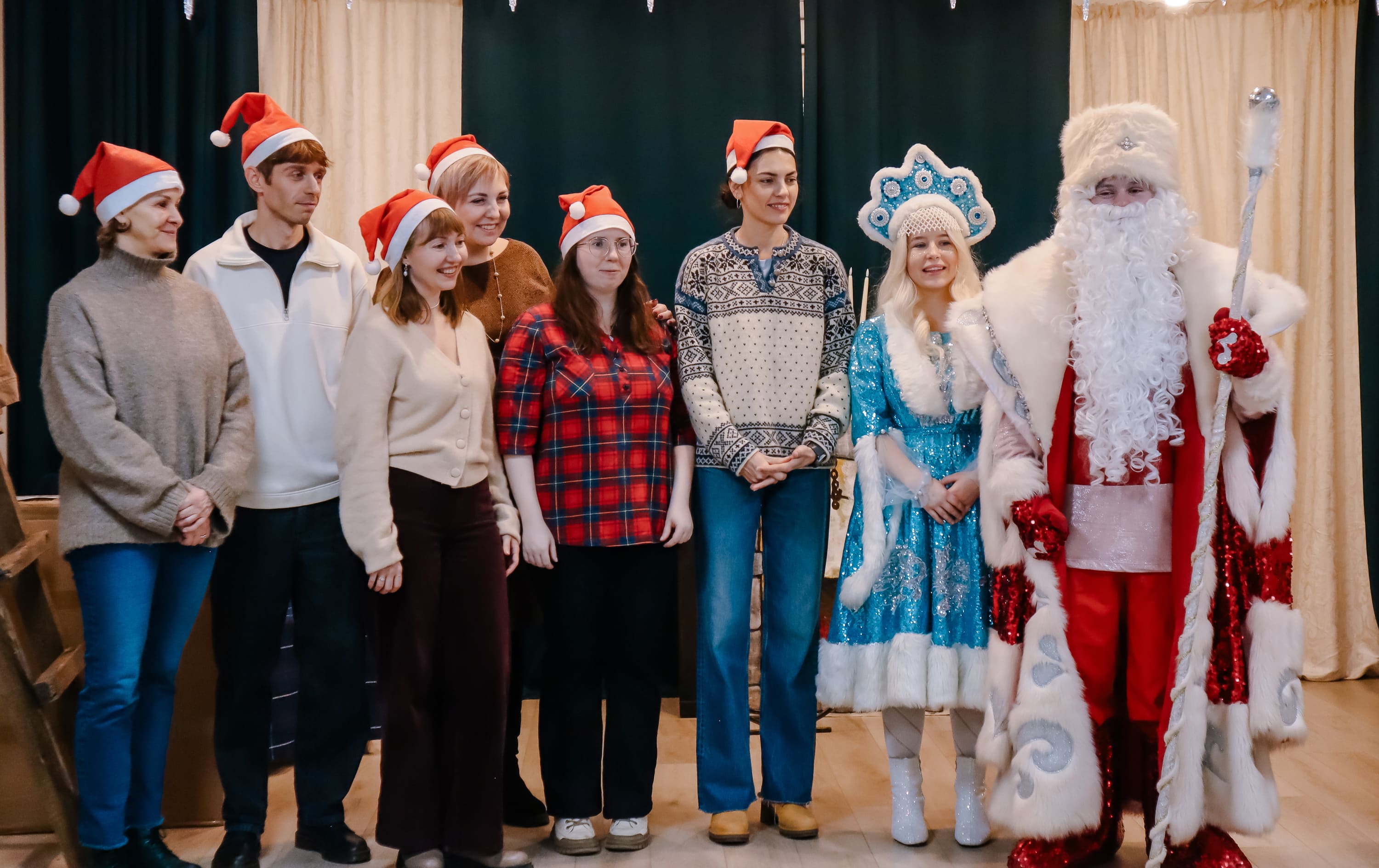 фото: «Елка желаний»: «585 Золотой» создал настоящую новогоднюю сказку для воспитанников дома-интерната 