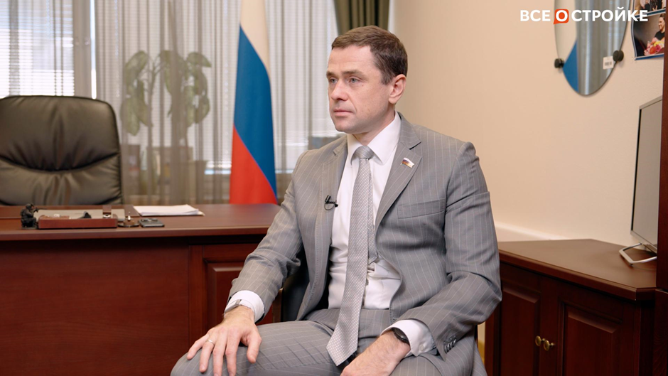 фото: Александр Аксёненко заявил, что банки зарабатывают на стройке больше, чем сами застройщики