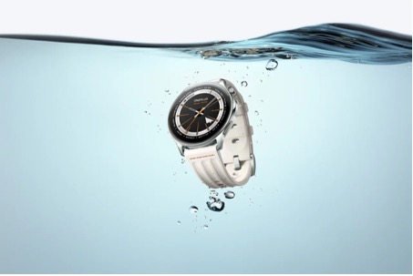 фото: OnePlus объявляет старт продаж в России трех новых устройств: OnePlus 15R, OnePlus Pad Go 2 и OnePlus Watch Lite