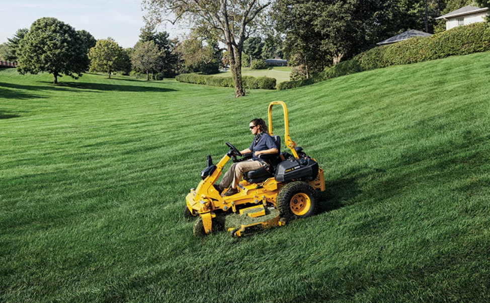 фото: Сравнительный обзор бензиновых райдеров: YARD FOX TZ 122 SH, Cub Cadet XZ2 127 и MTD Z 170 DH
